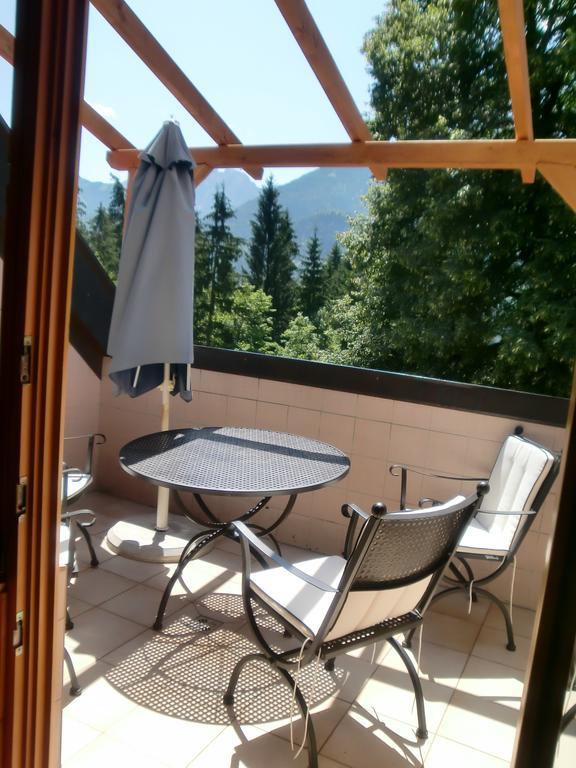 Garten- & Loggia-Appartement Herrenhaus Dellach im Drautal Δωμάτιο φωτογραφία