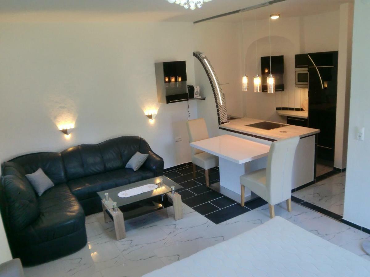 Garten- & Loggia-Appartement Herrenhaus Dellach im Drautal Εξωτερικό φωτογραφία