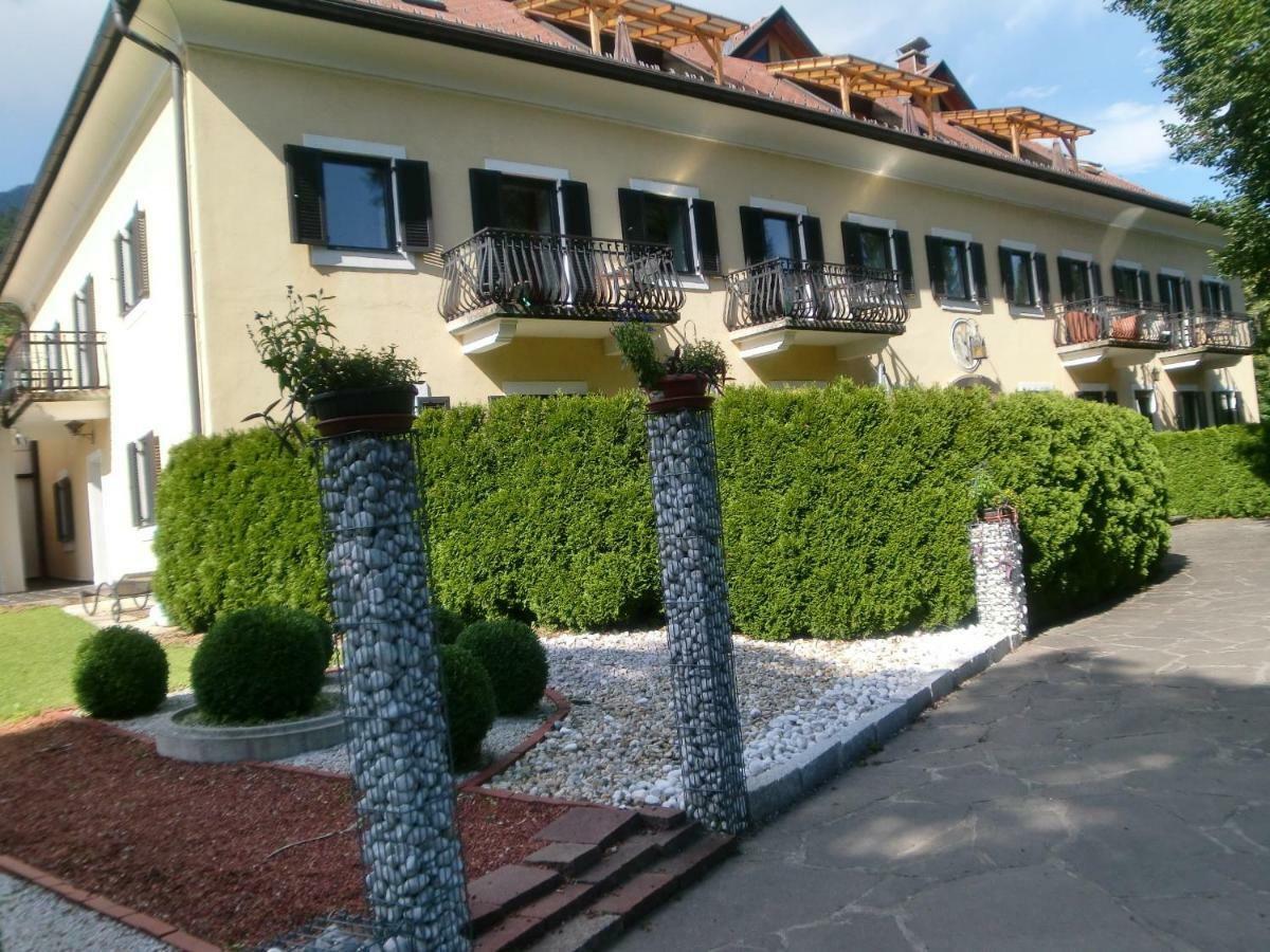 Garten- & Loggia-Appartement Herrenhaus Dellach im Drautal Εξωτερικό φωτογραφία